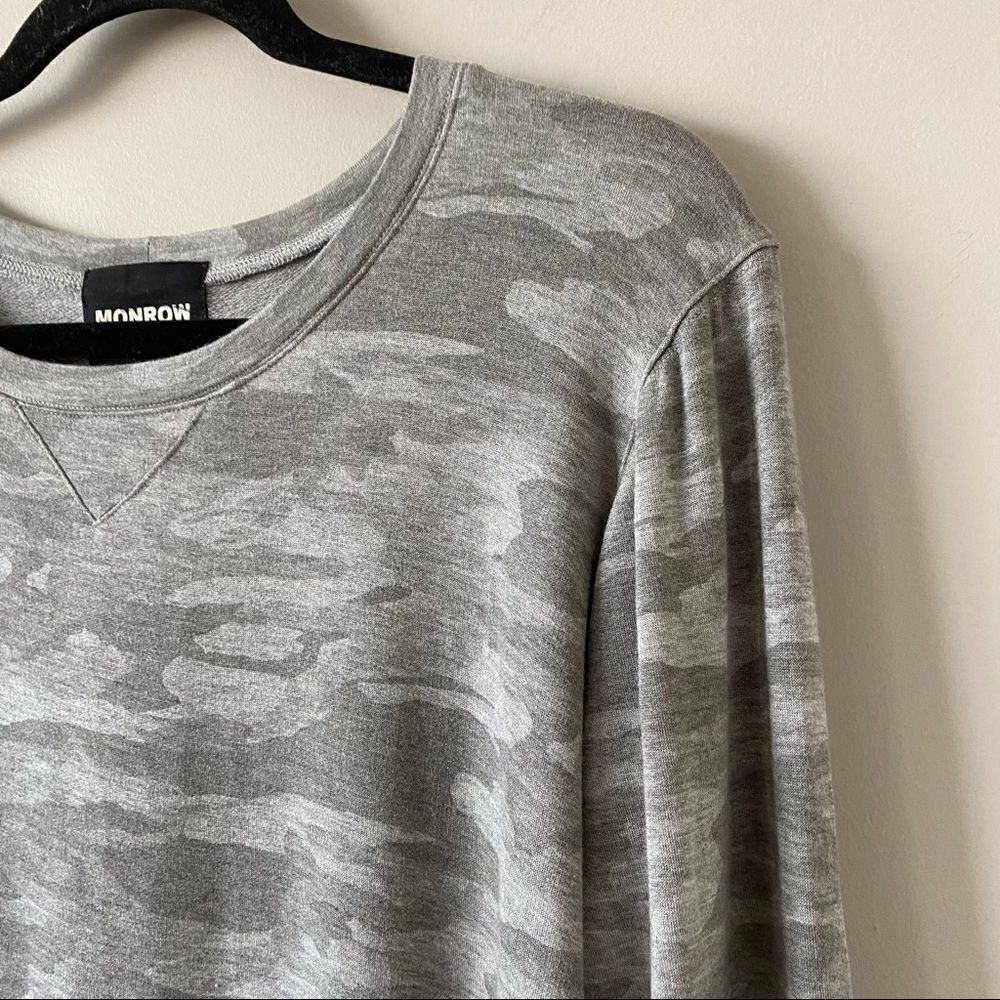 Revolve-Monrow Camo Raglan Sweatshirt (Small) - Picture 4 of 10